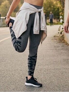 Curves and combat women’s XL leggings